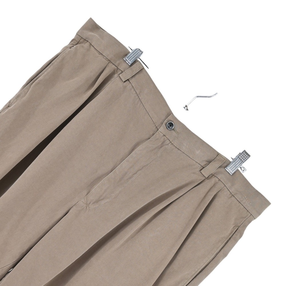 Tommy Bahama Mens 38 Khaki Brown 100% Silk Pleated Walking Shorts Luxury Resort